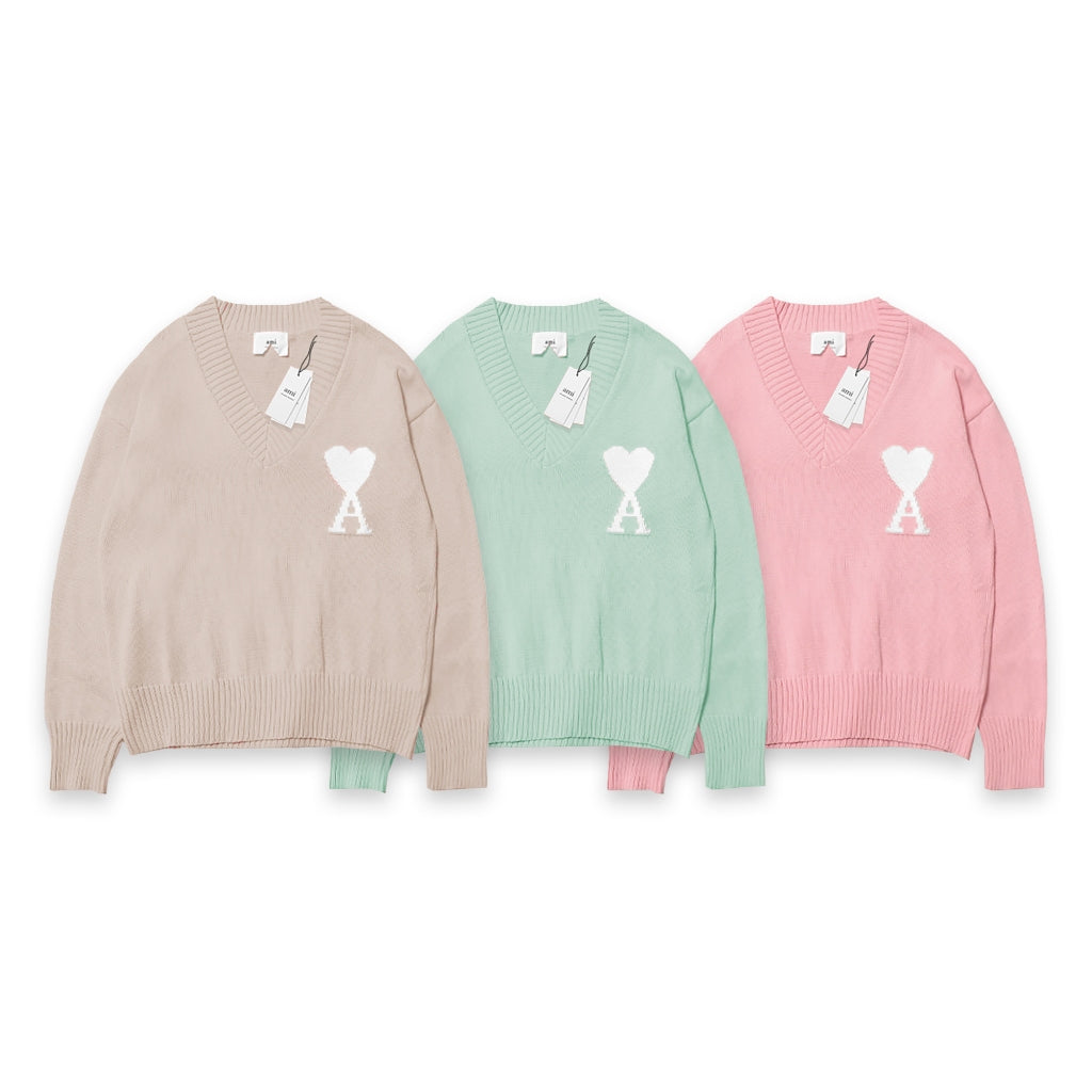 AMI White Heart Knitted V-Neck Sweater