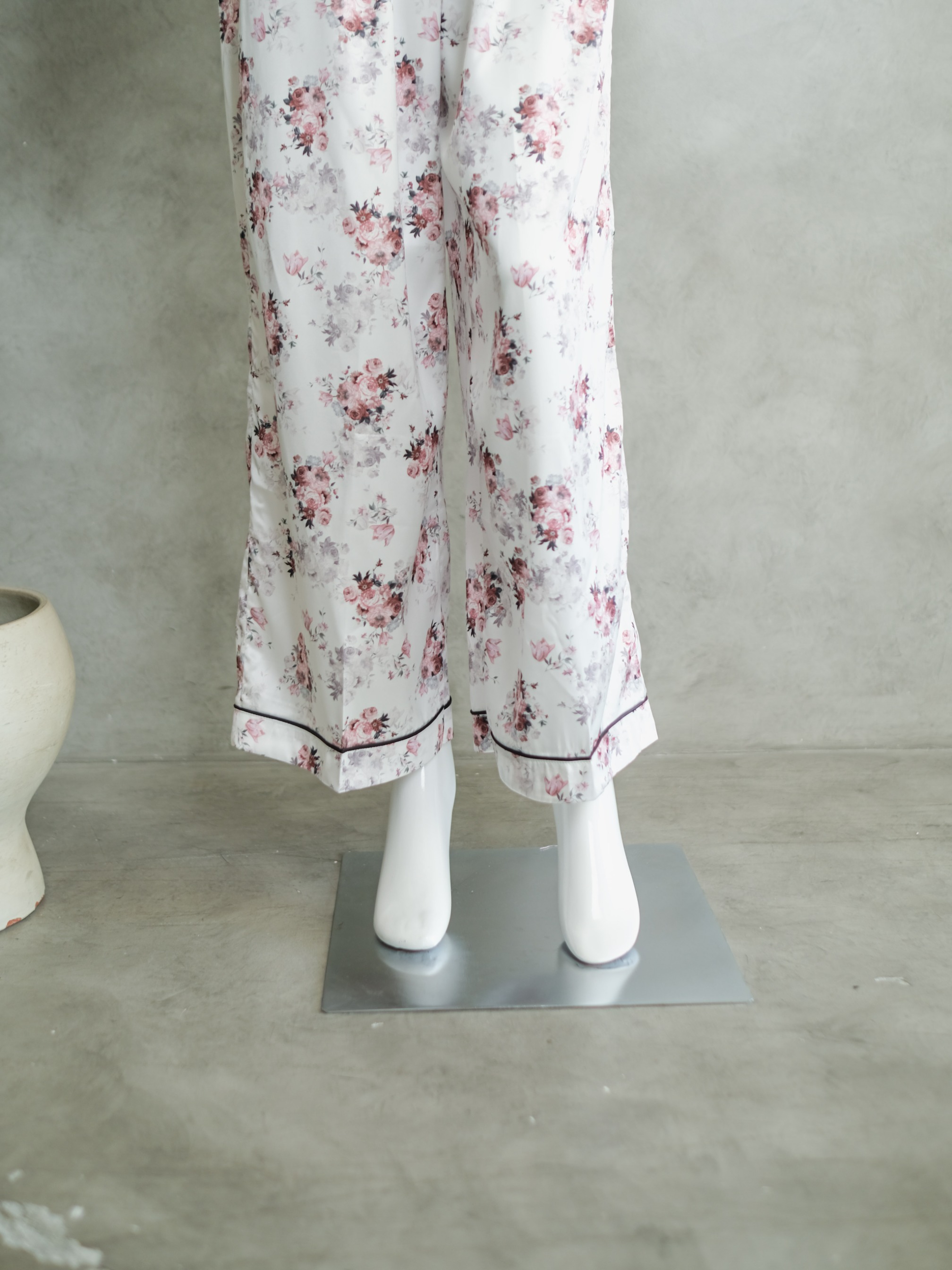 NAOMI Pajamas Wanita Premium Lengan Pendek Busui Friendly Bahan Silk Mewah