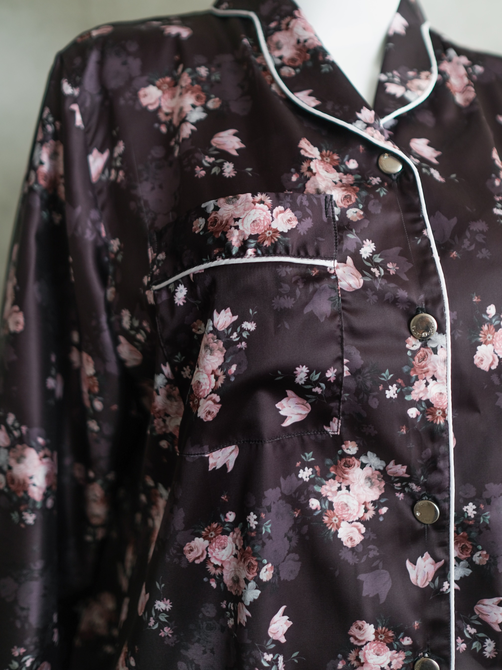 NAOMI Pajamas Wanita Premium Lengan Pendek Busui Friendly Bahan Silk Mewah