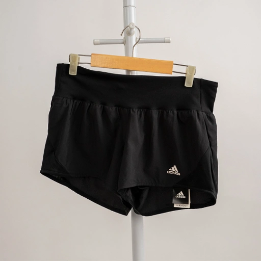 Image of Celana pendek olahraga running wanita Adidas run it