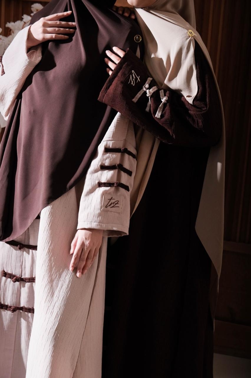 TRZ - Lini Abaya