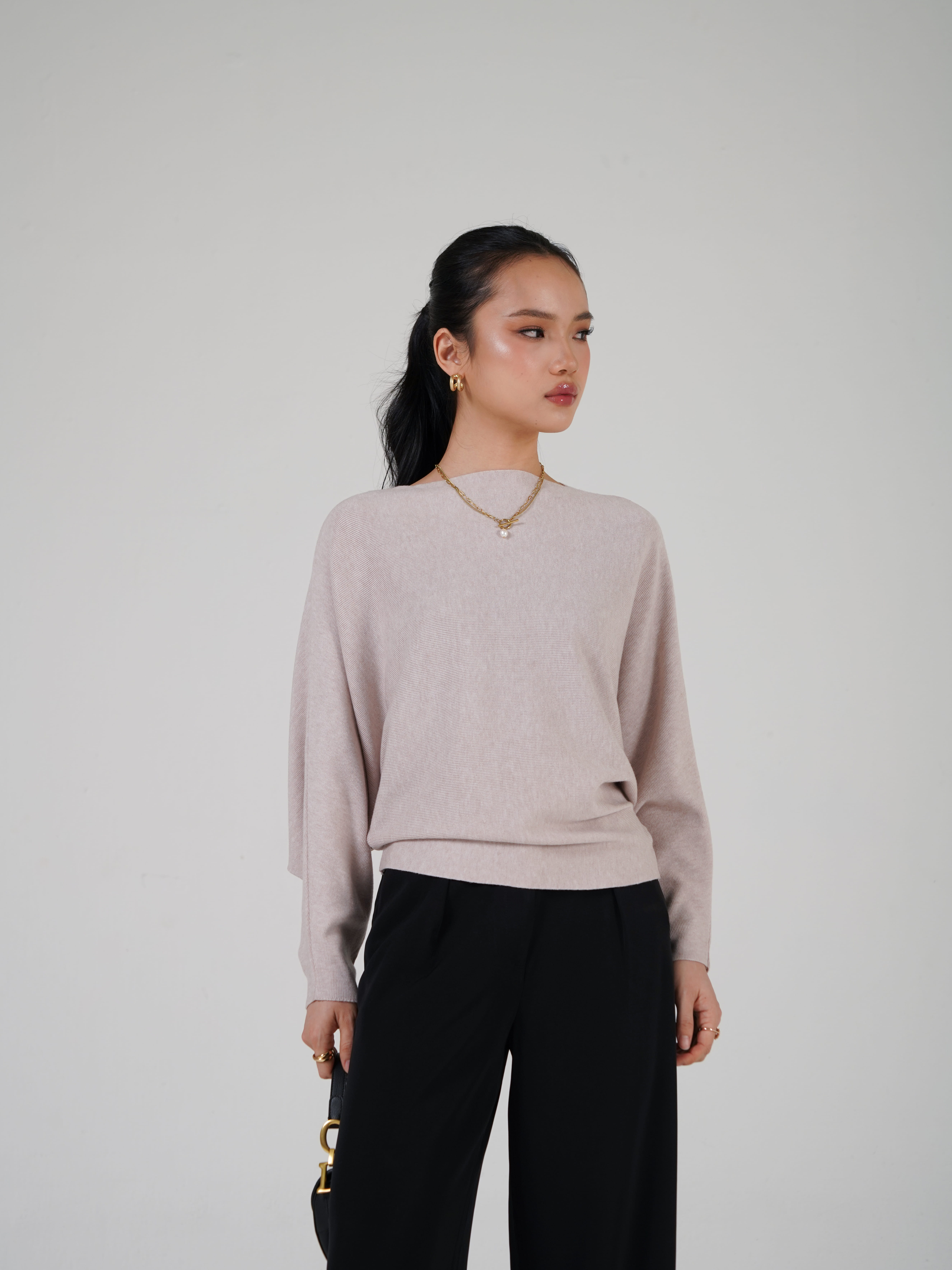 PAYUBGT - Batwing Sweater