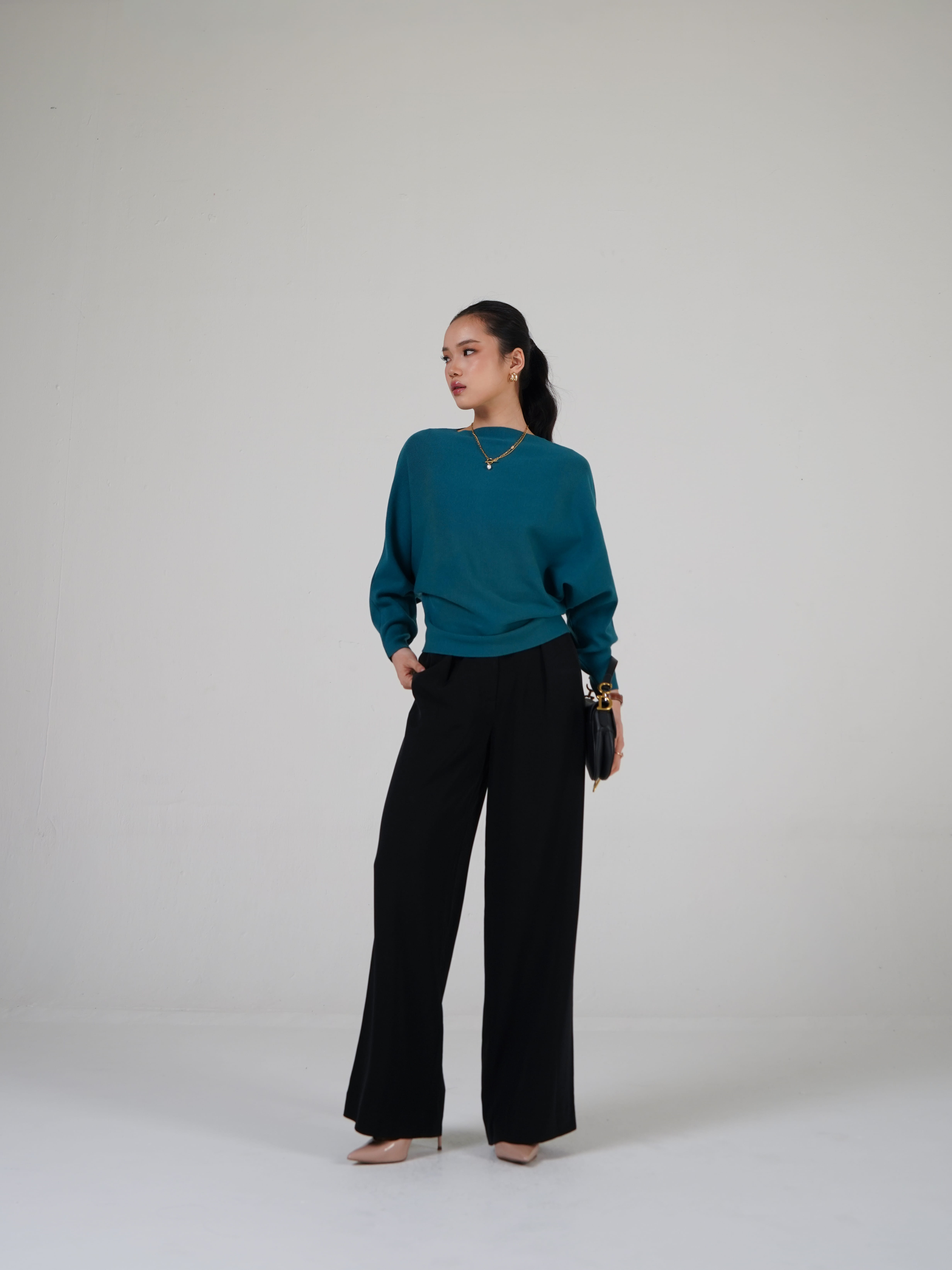 PAYUBGT - Batwing Sweater