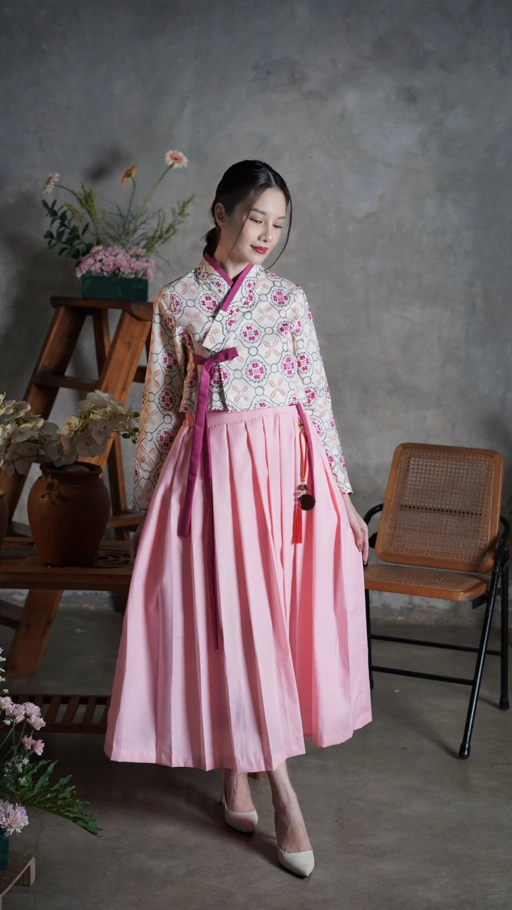 Image of HANBOK BATIK TEGEL SEMANIS KAWUNG