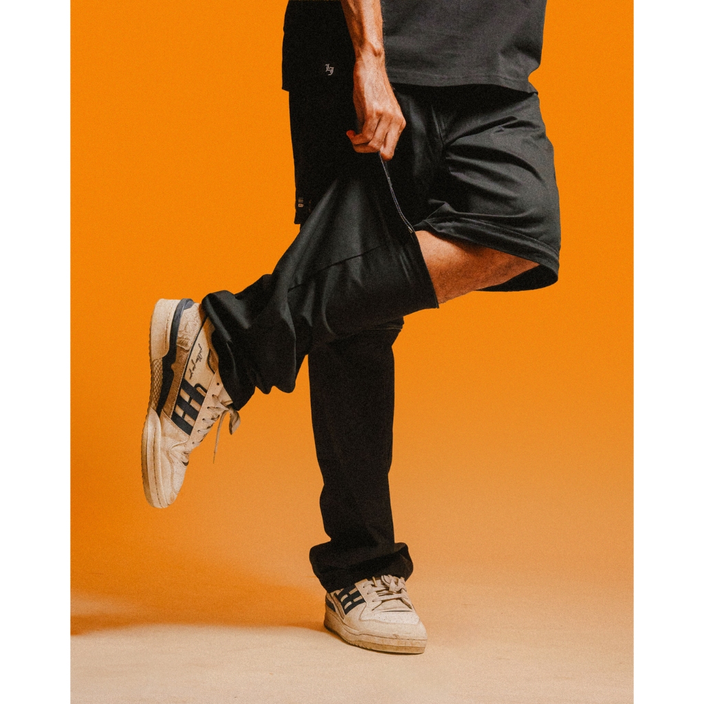 Lawless Jakarta - Loadout Convretible Cargo Pants - Black