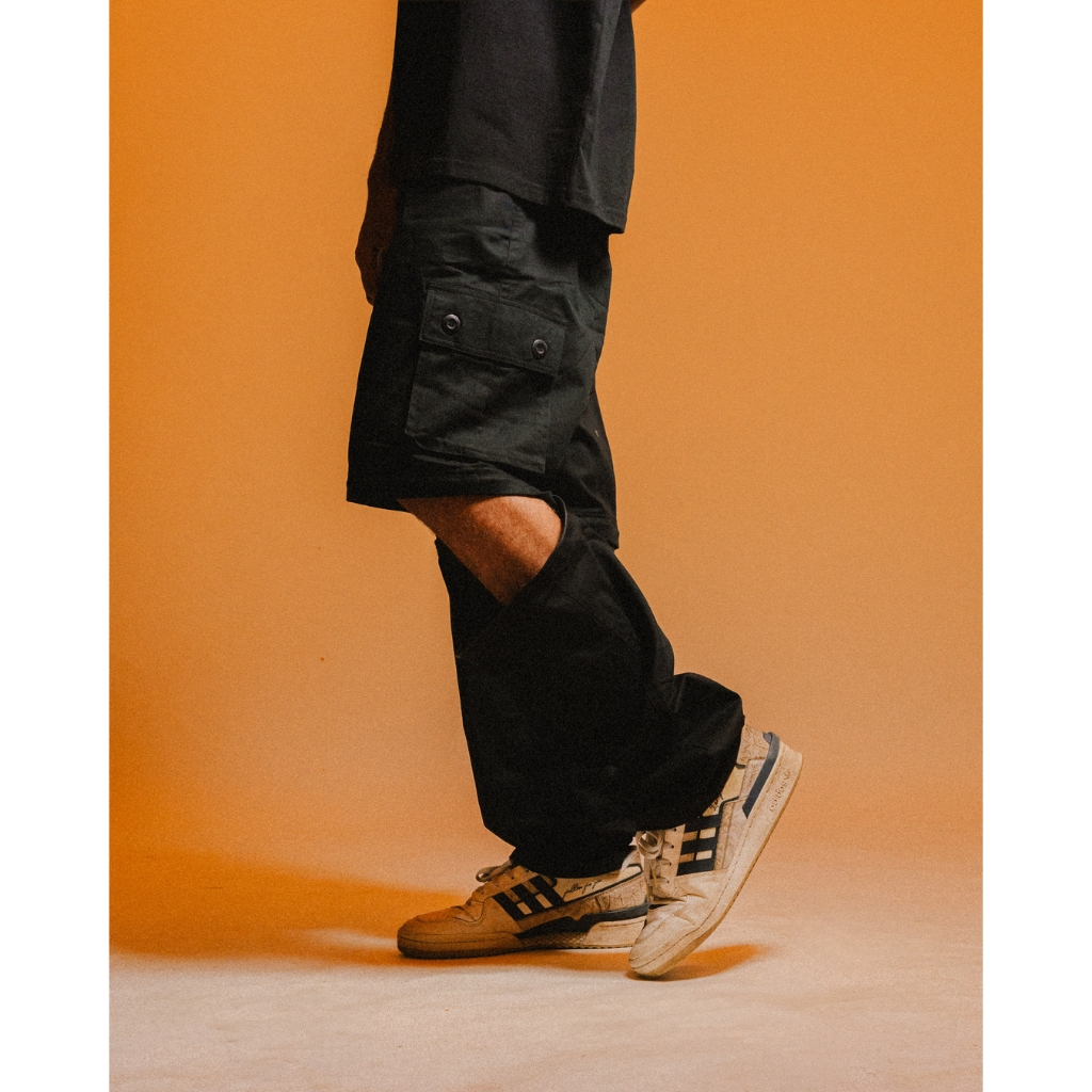 Lawless Jakarta - Loadout Convretible Cargo Pants - Black