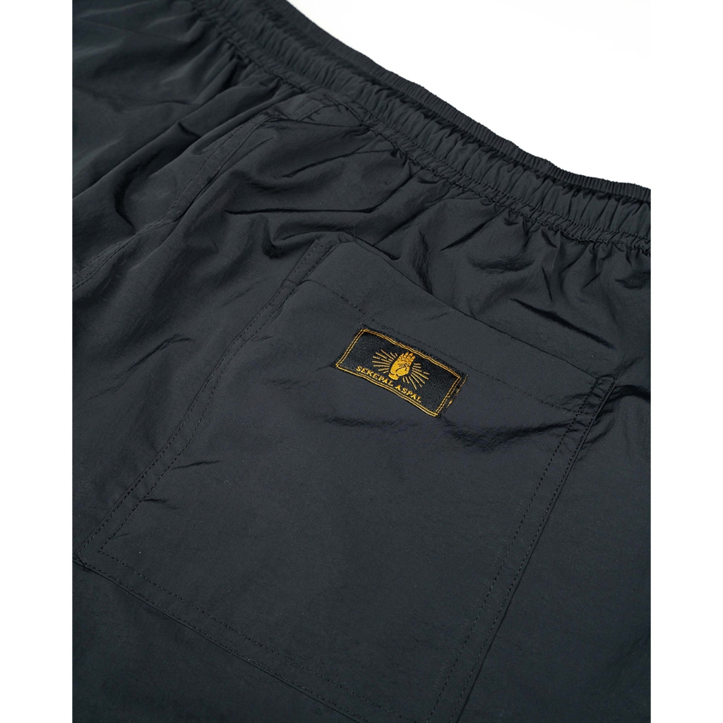 Sekepal Aspal - Hand Logo Boardshort - Black