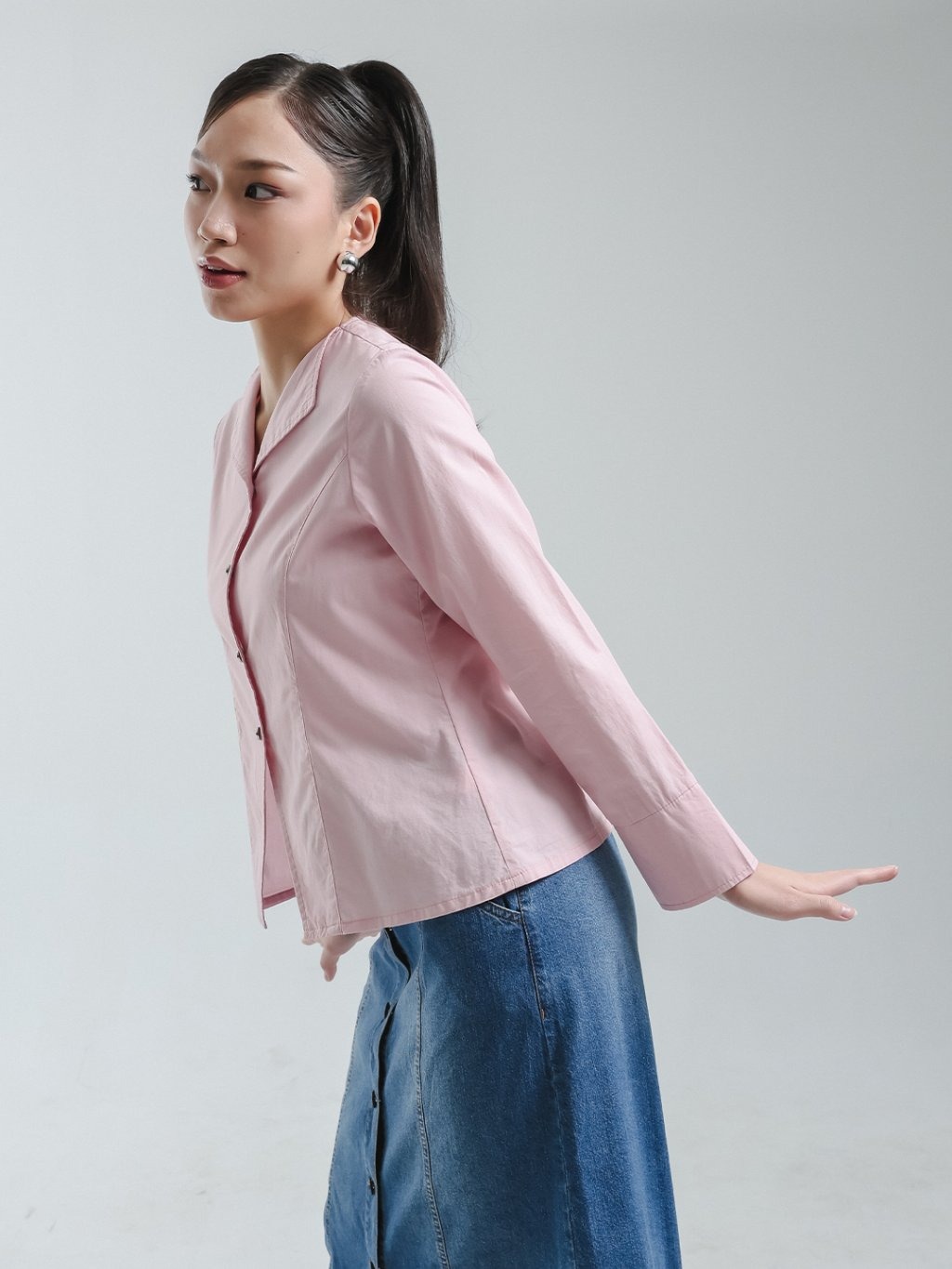 EXIT Zella Blouse | Kemeja Wanita - Atasan Lengan Panjang