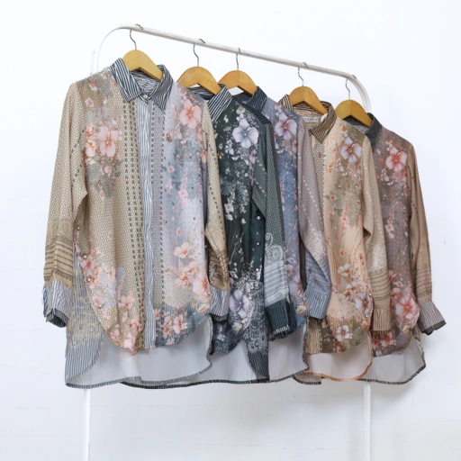 Image of Blouse Aruna