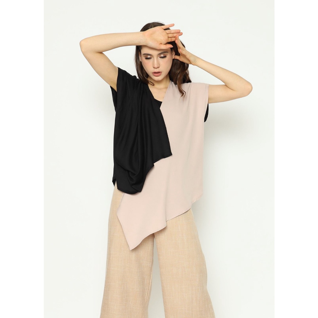 Nona Rona x Milcah - 4 Way Bara Top Black