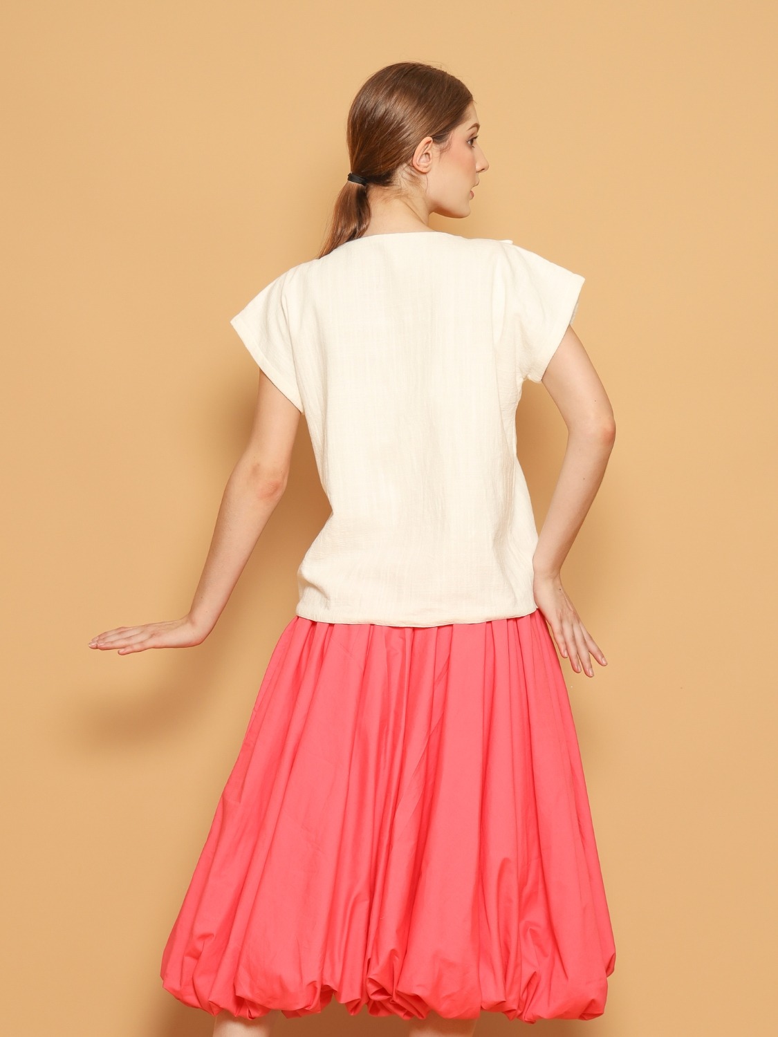 Nona Rona Daisy Vest White