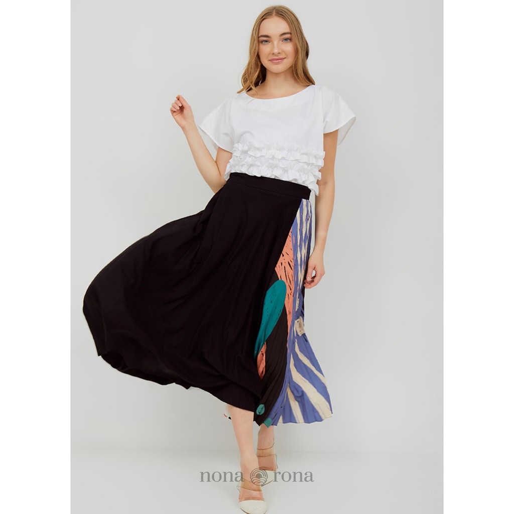Nona Rona x Chikigo - Salira Pleats Skirt - Black