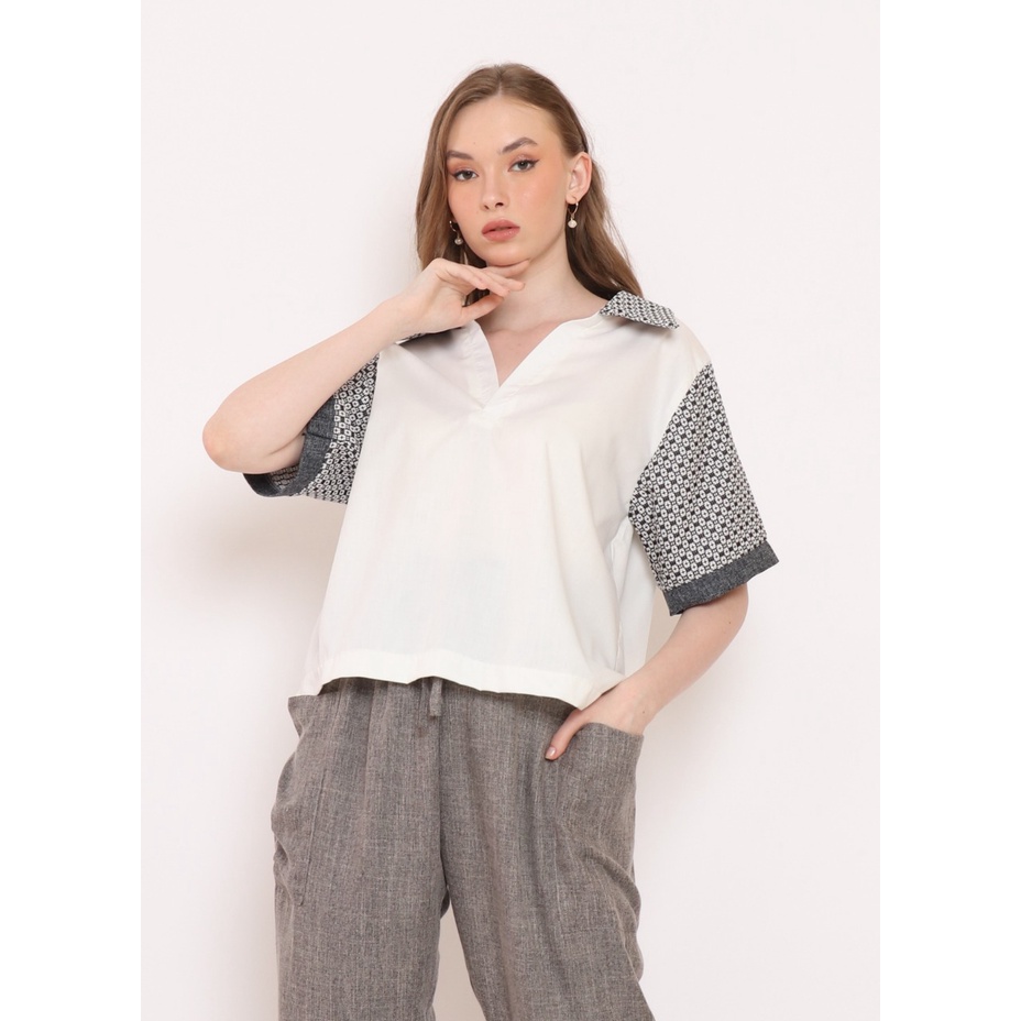 Nona Rona - Catur Top