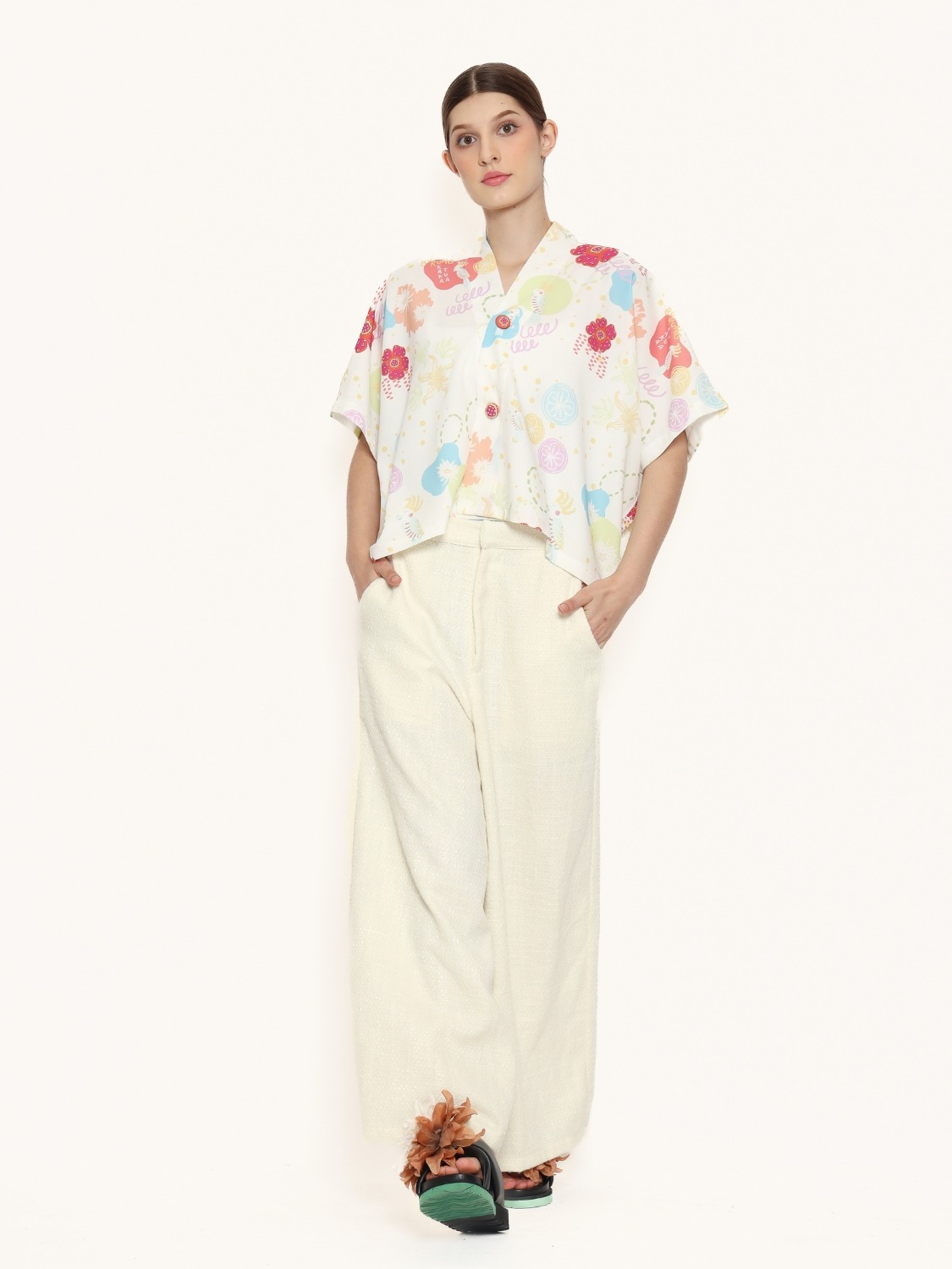 Nona Rona Cempaka Top White Kembang