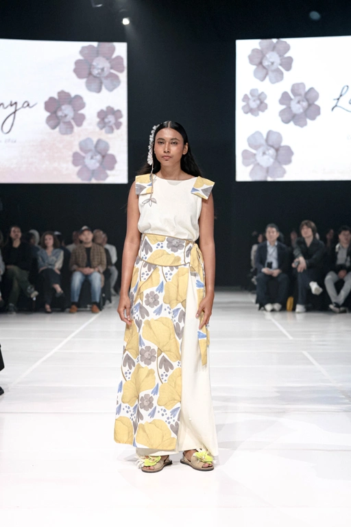 Image of Nona Rona Iris Wrap Skirt