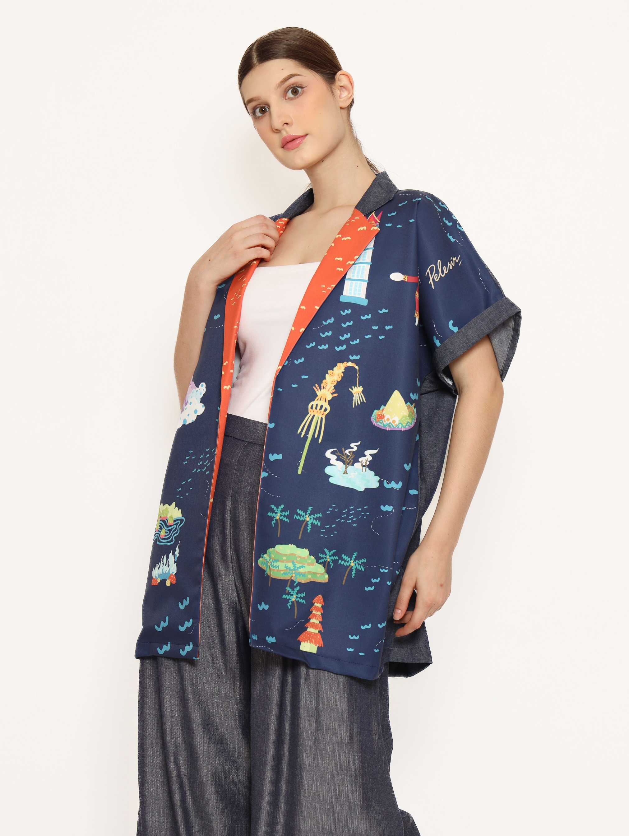 Nona Rona Jelajah Vest