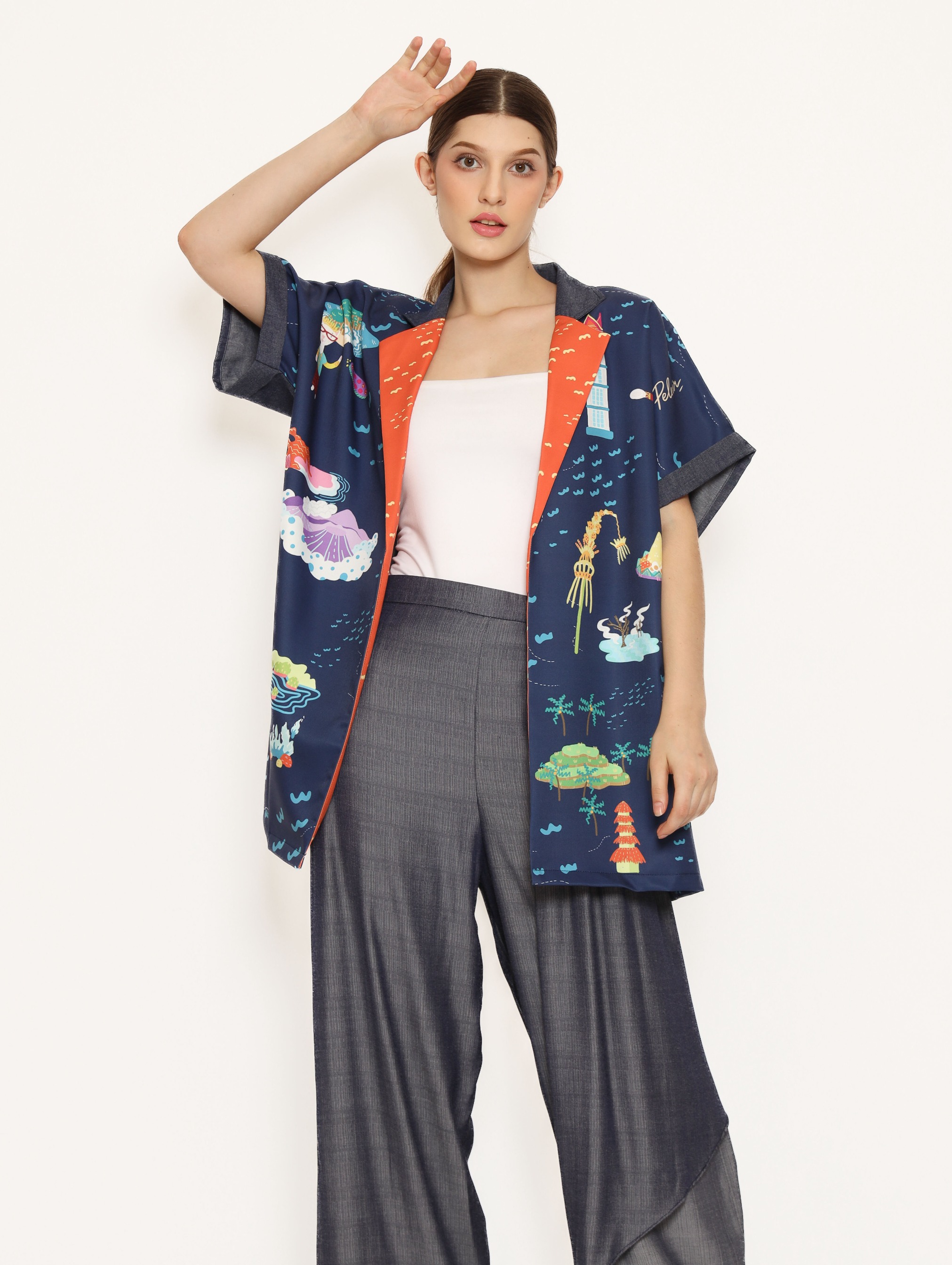 Nona Rona Jelajah Vest