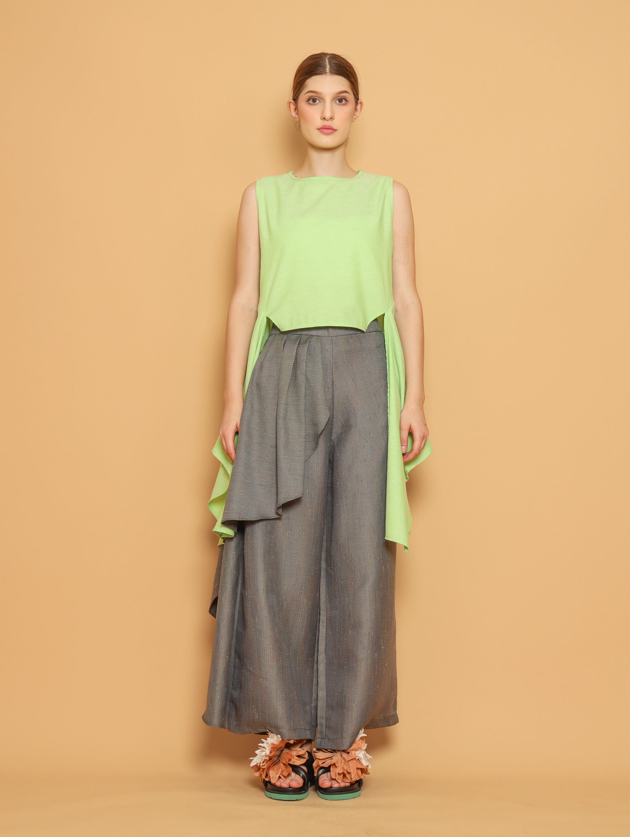 Nona Rona Aeria Top Spotlight Green