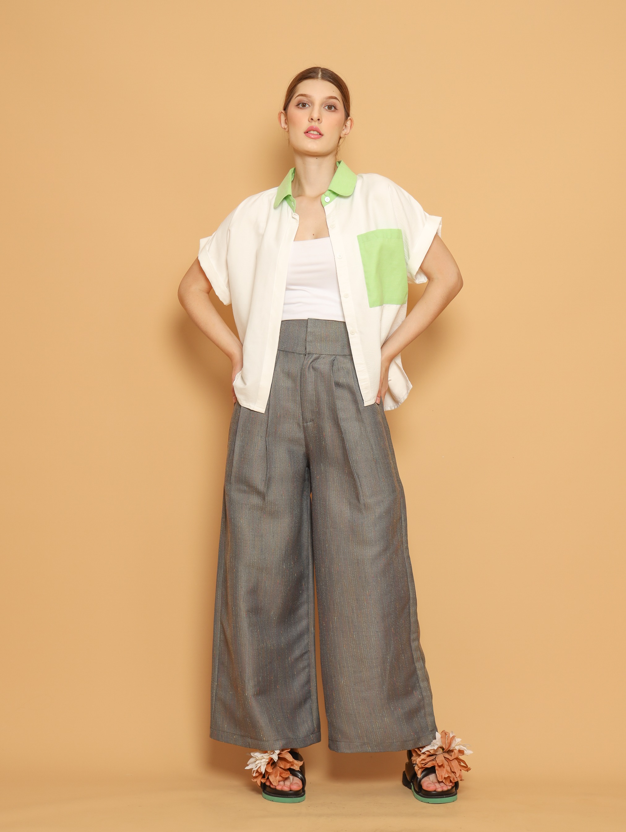 Nona Rona Luna Top White Spotlight Green
