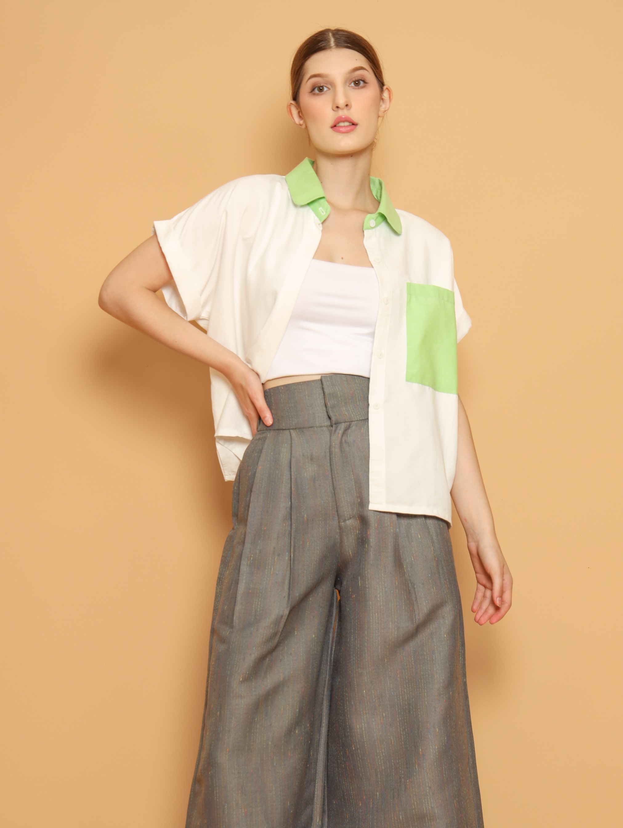 Nona Rona Luna Top White Spotlight Green