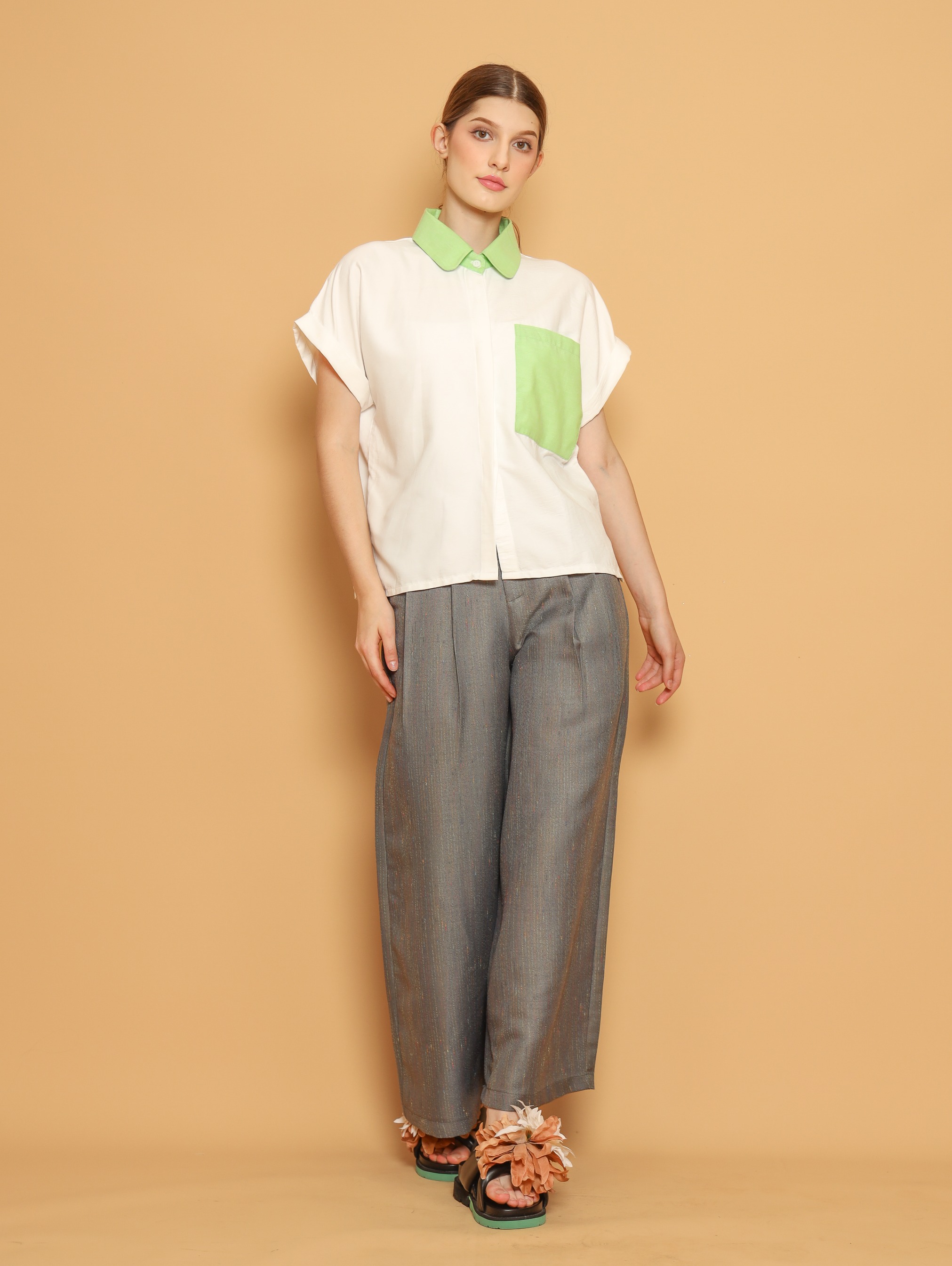 Nona Rona Luna Top White Spotlight Green