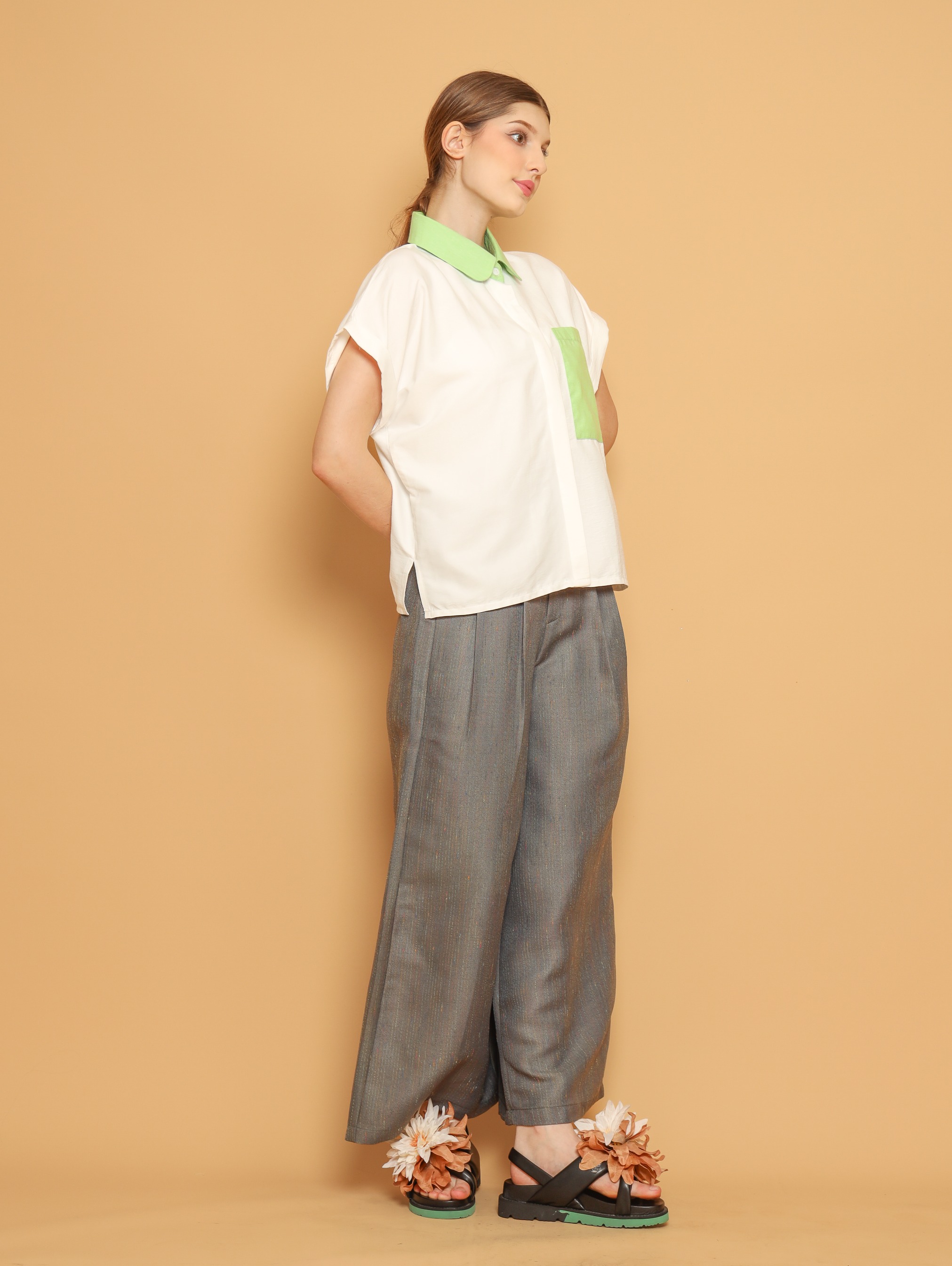Nona Rona Luna Top White Spotlight Green