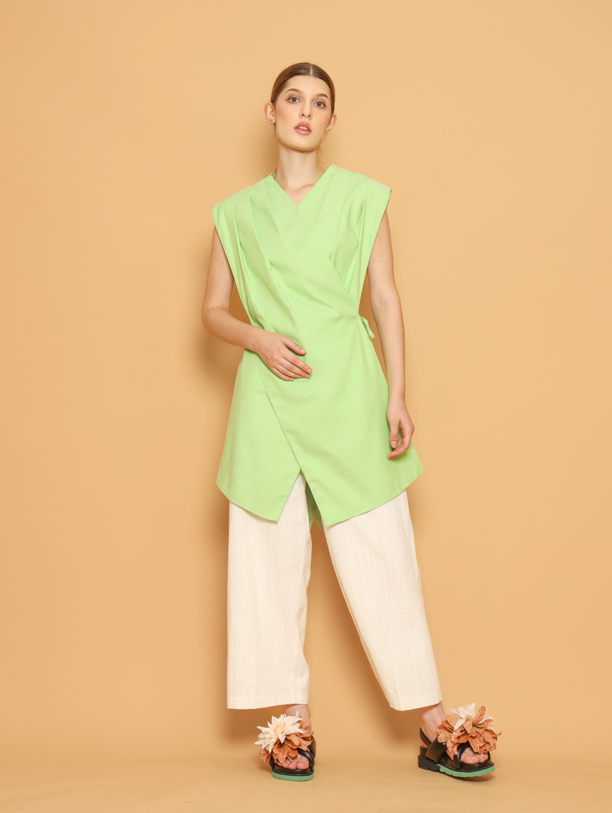 Nona Rona Solene Top Spotlight Green