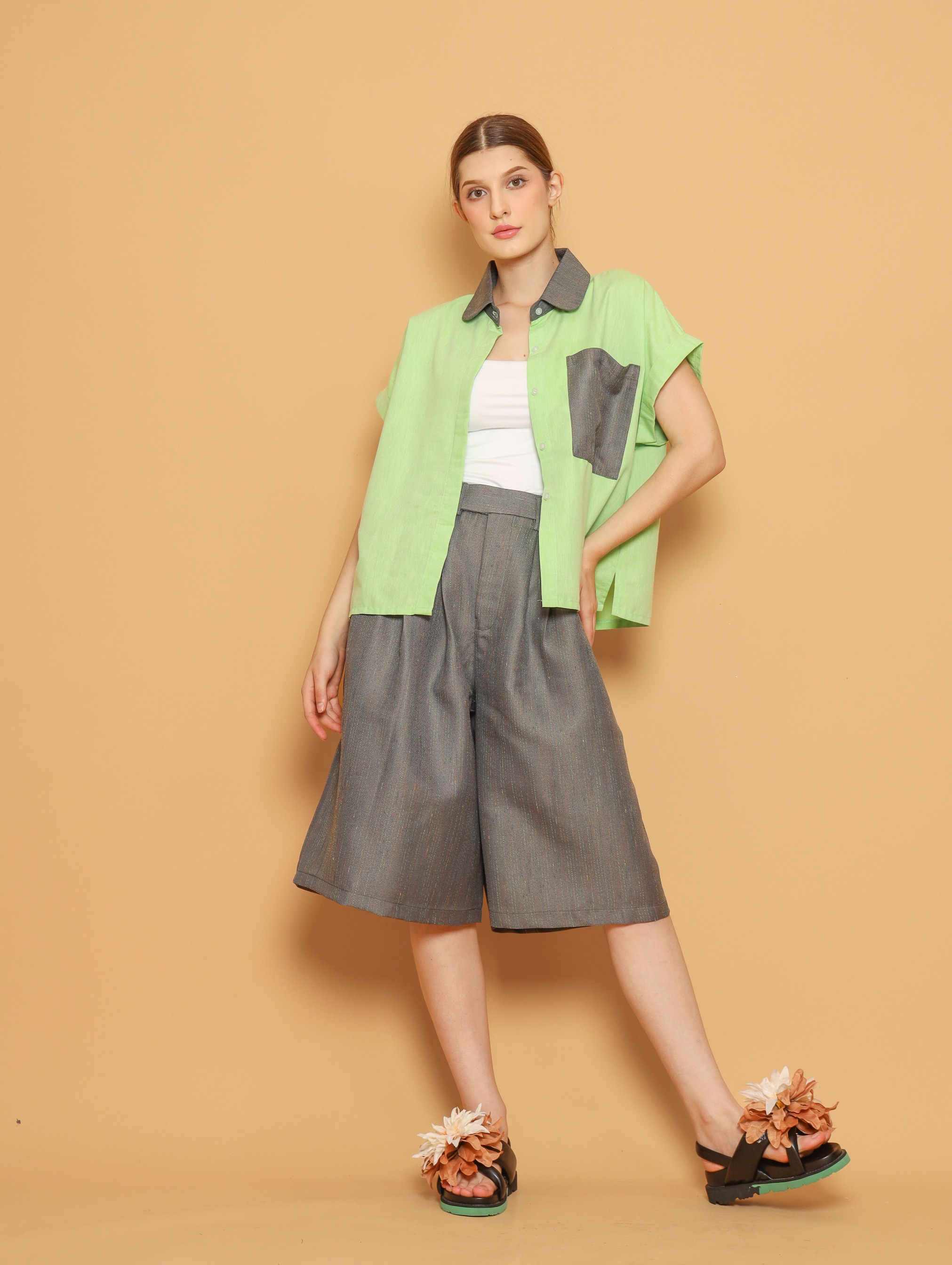 Nona Rona Olive Top Spotlight Green