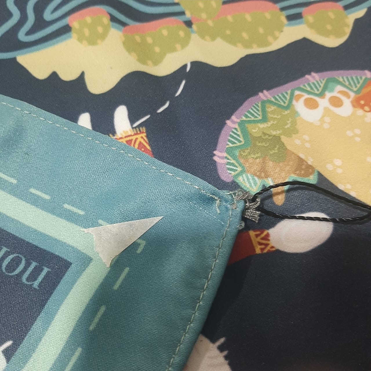 (GARAGE SALE) Nona Rona Plesiran Scarf Tosca