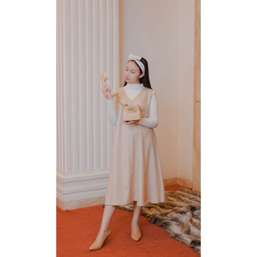 Nona Rona Amyta Dress Champagne (Size S)