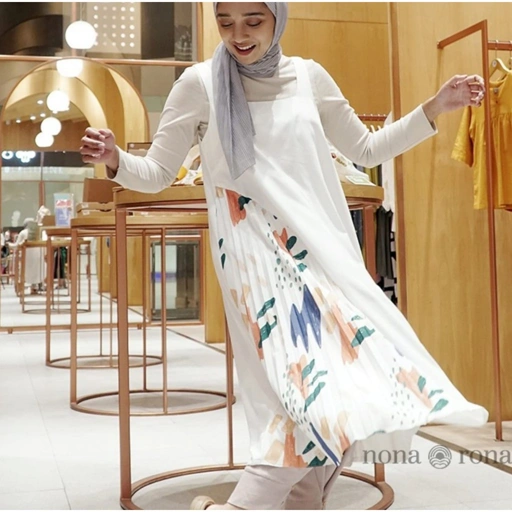 Image of Nona Rona x Chikigo - Salira Dress - White