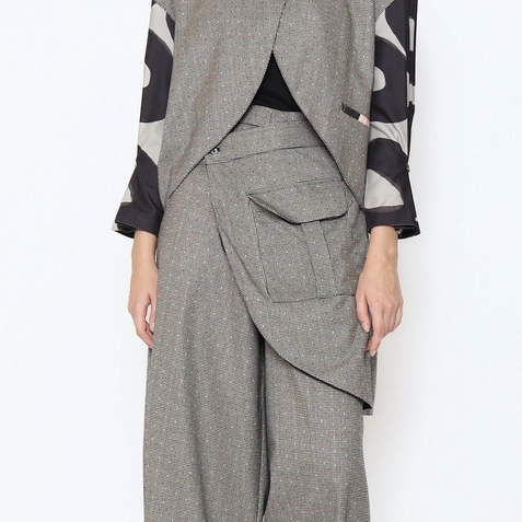 Nona Rona x Zuara - Basic Flap Skirt