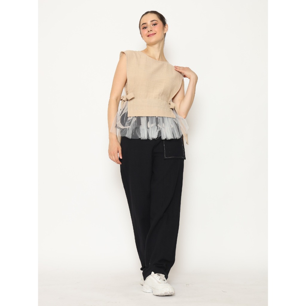 Nona Rona Vanka Top
