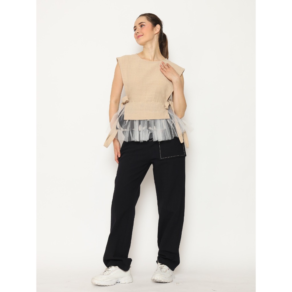 Nona Rona Vanka Top