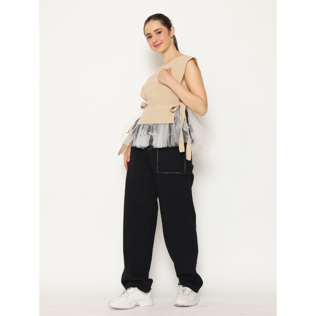 Nona Rona Vanka Top