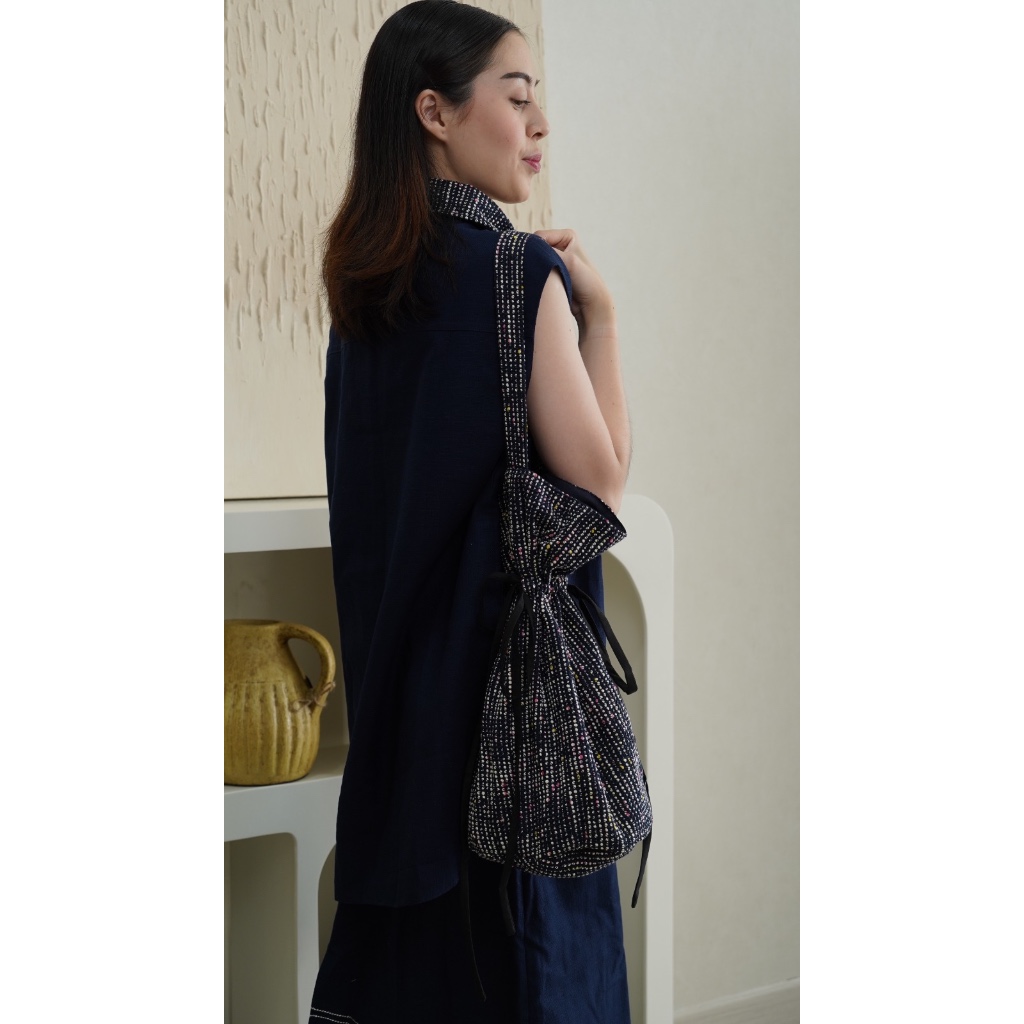 Nona Rona Gloria Bucket Bag