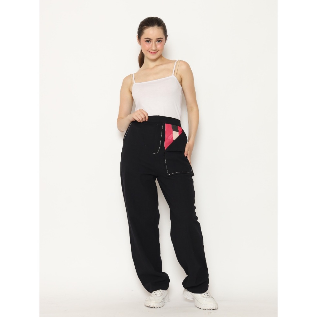 Nona Rona Lyla Cargo Pants