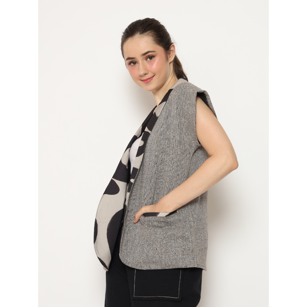 Nona Rona Moena Vest