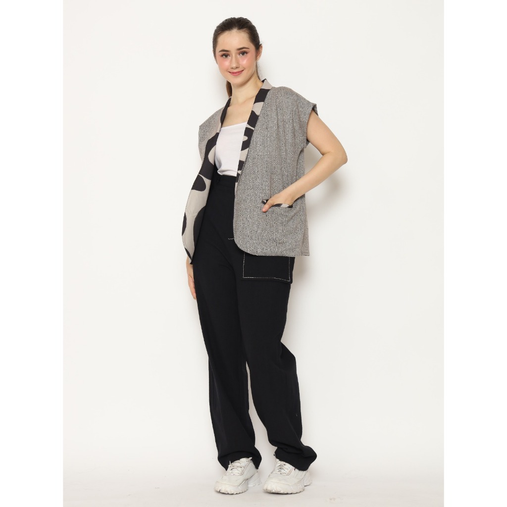 Nona Rona Moena Vest