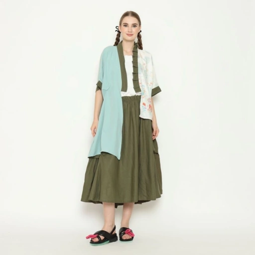 Image of Nona Rona Ing Omah Long Outer