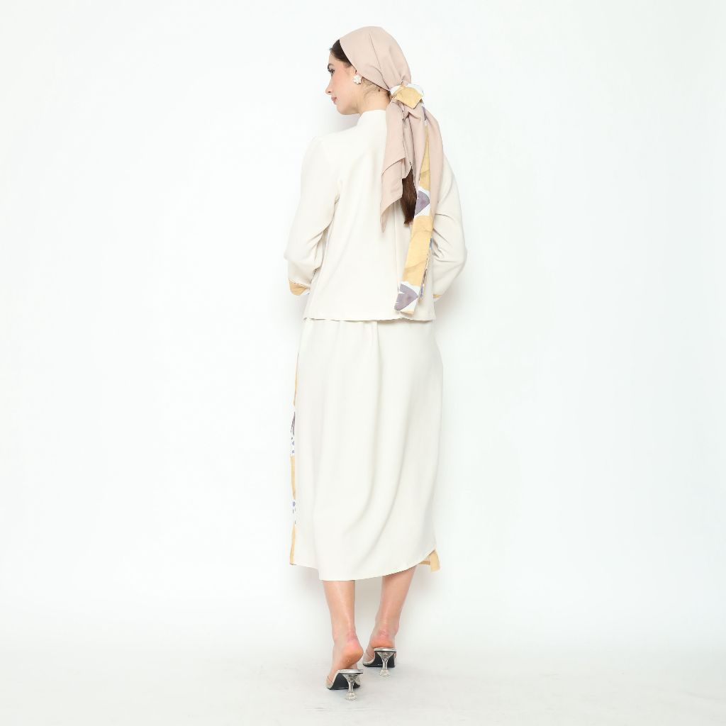 Nona Rona - Ajeng Blouse White