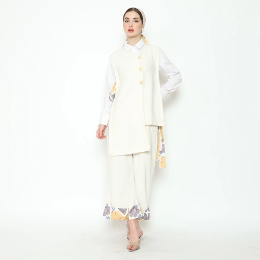 Image of Nona Rona - Vasa Vest White