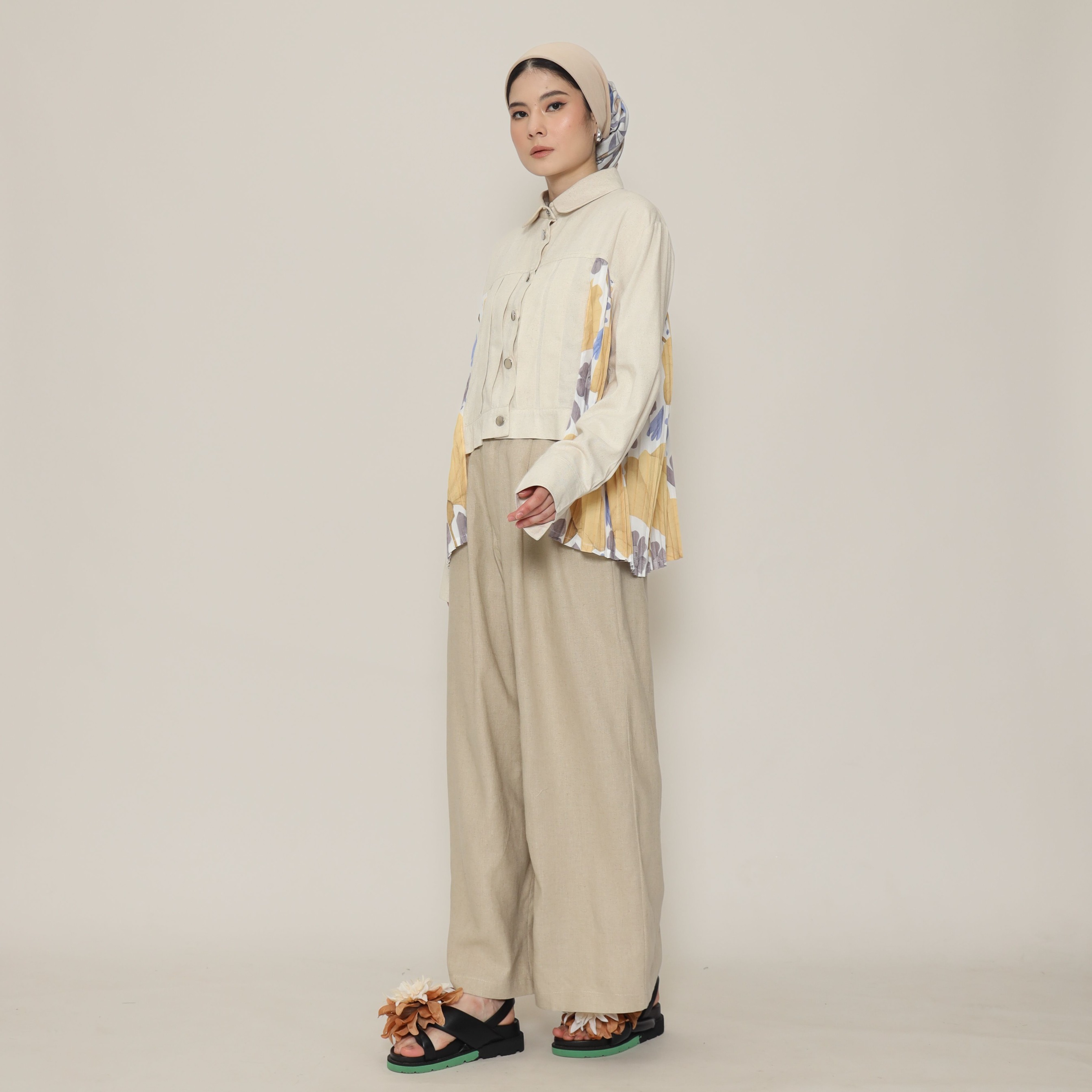 Nona Rona Carol Pleats Jacket