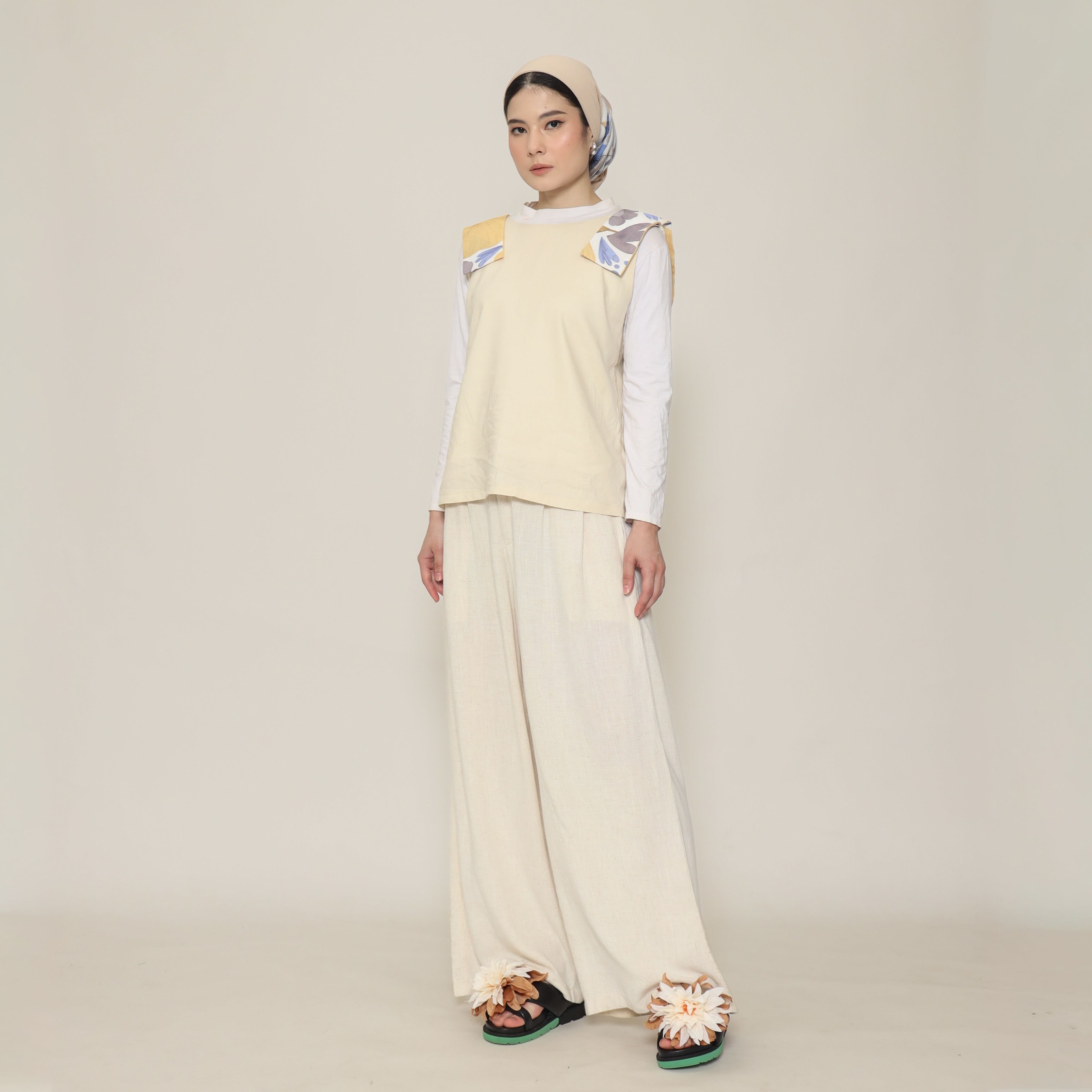 Nona Rona Lyka Top Beige
