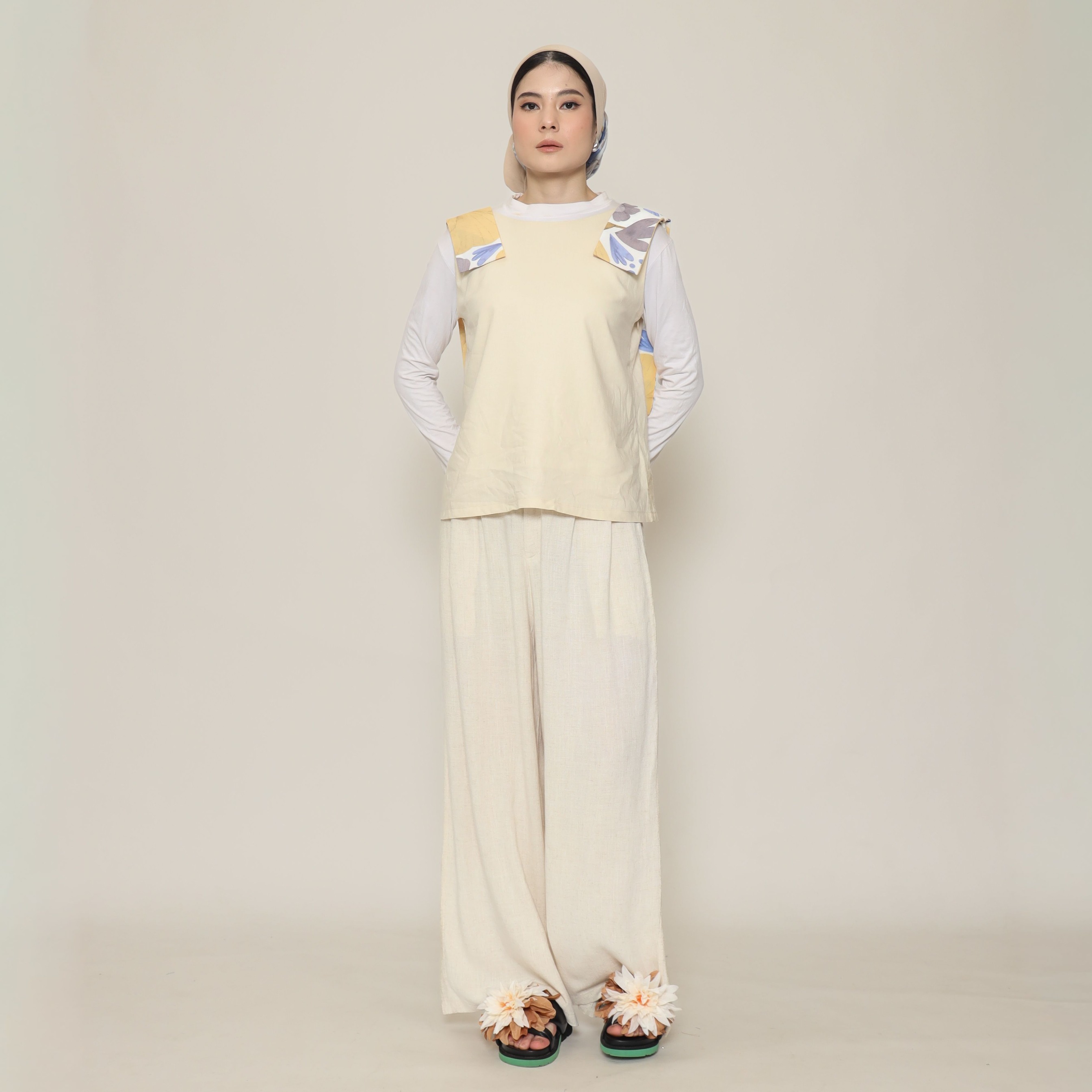 Nona Rona Lyka Top Beige
