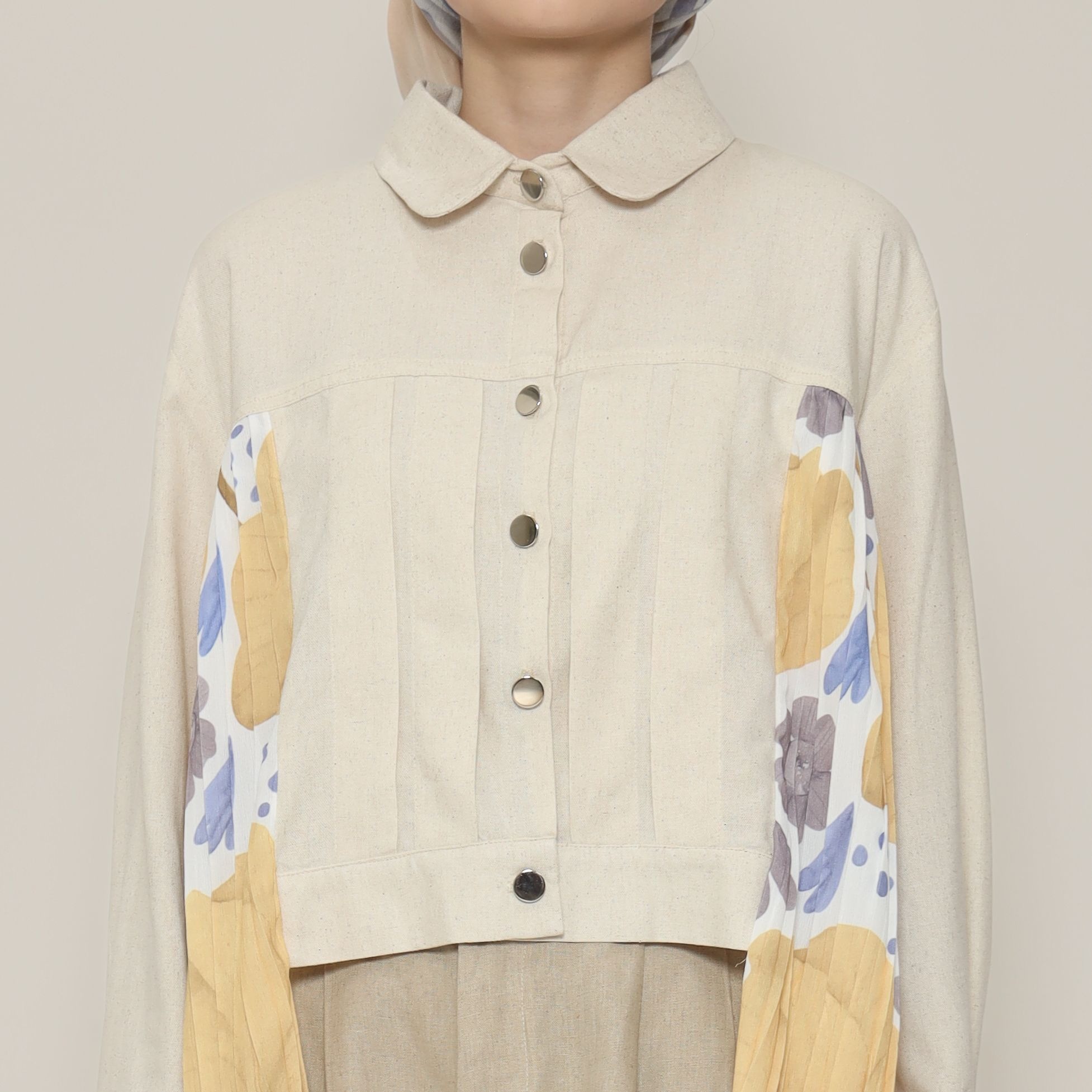 Nona Rona Carol Pleats Jacket