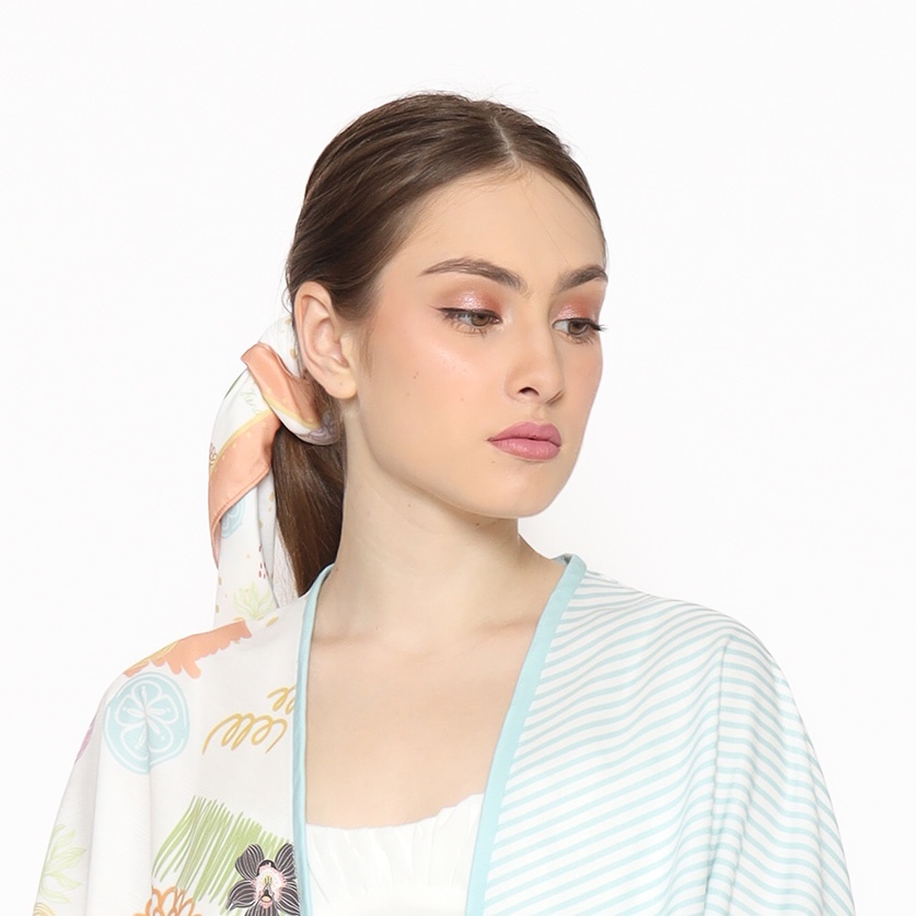 Nona Rona Kembang Scarf