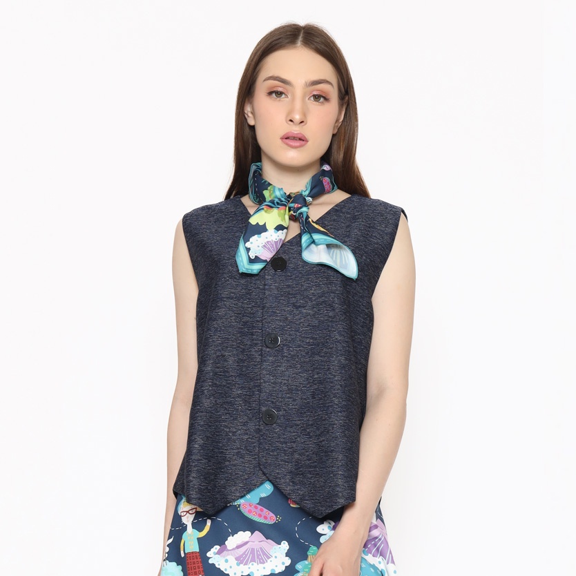 Nona Rona Kelana Vest