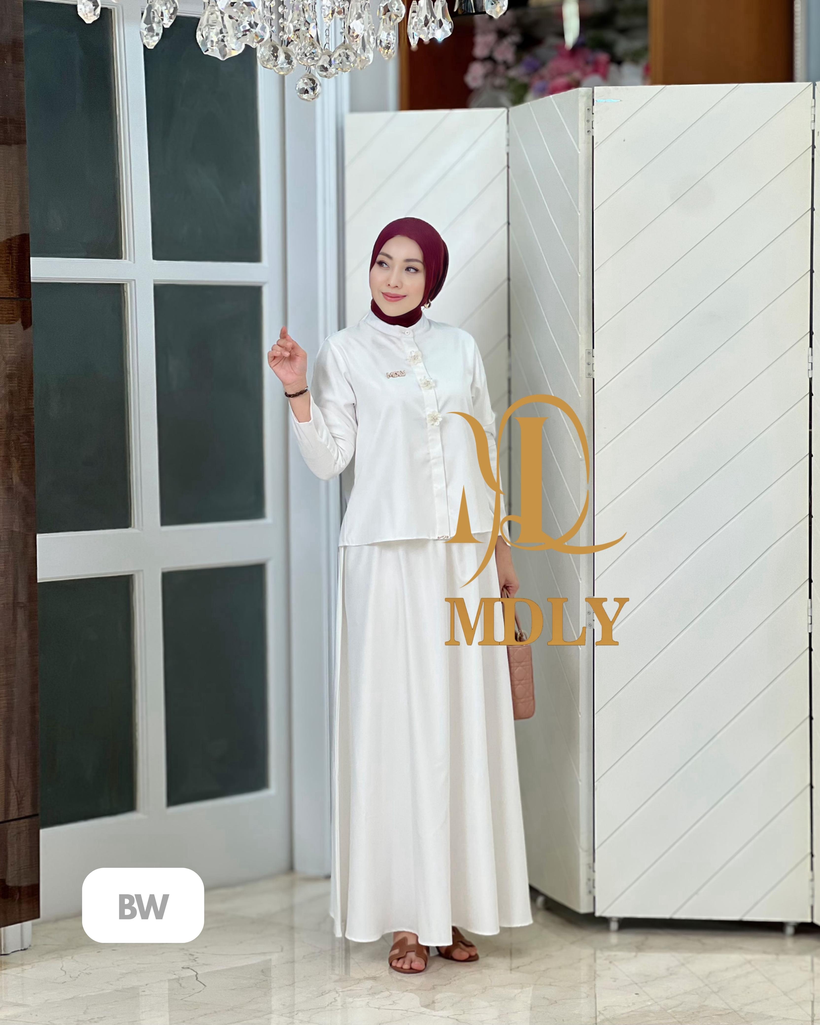 Diana Set New Collection by MDLY