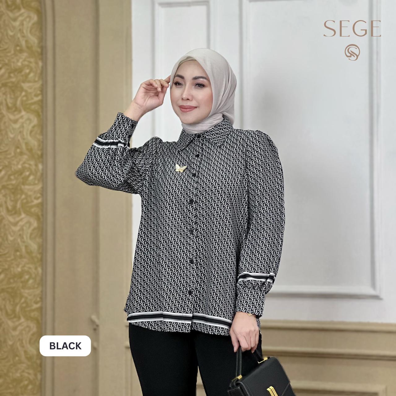 Dera Monogram Shirt byMDLY